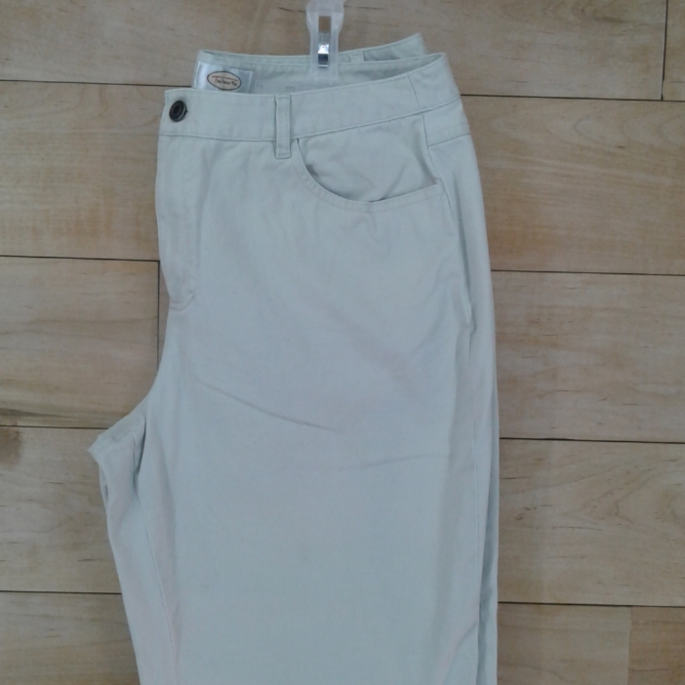 Talbots Capri